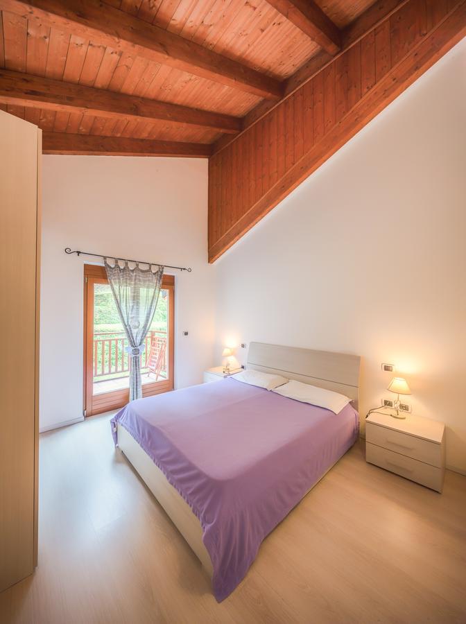 Residenza Finestra Sul Parco Apartment Comano Terme Exterior photo